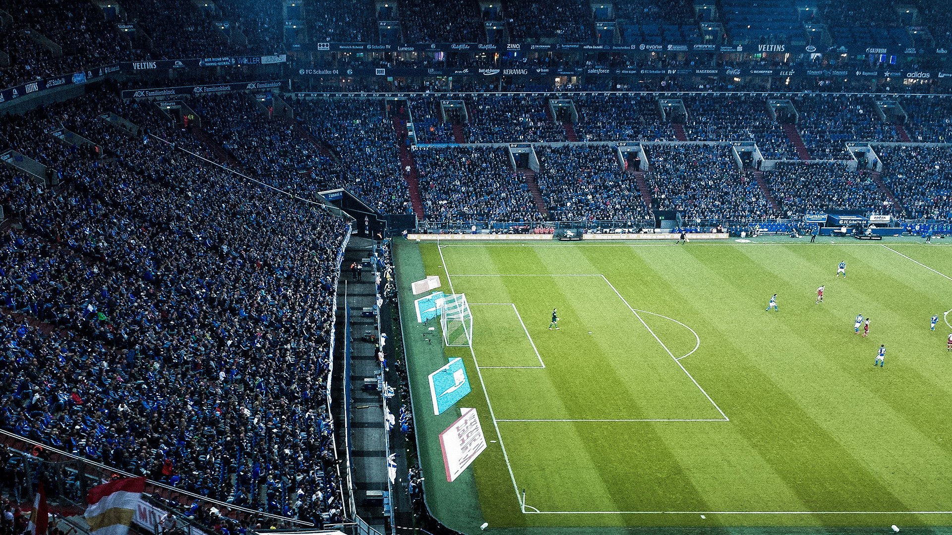 融合科技与体育，创新青少年足球训练方案不断涌现，青少年足球训练大纲与指导手册